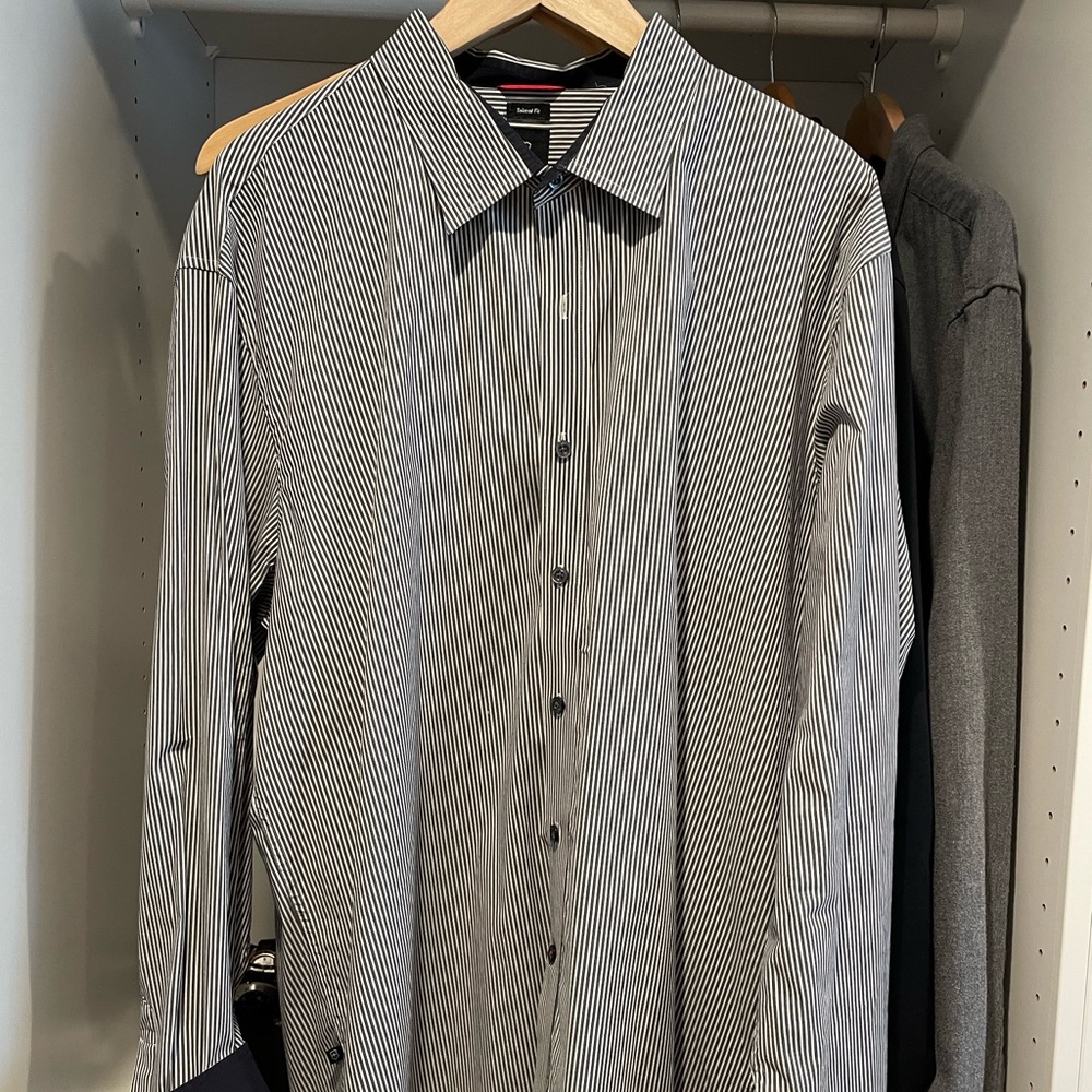 Victorinox tailored fit dress shirt size XXL